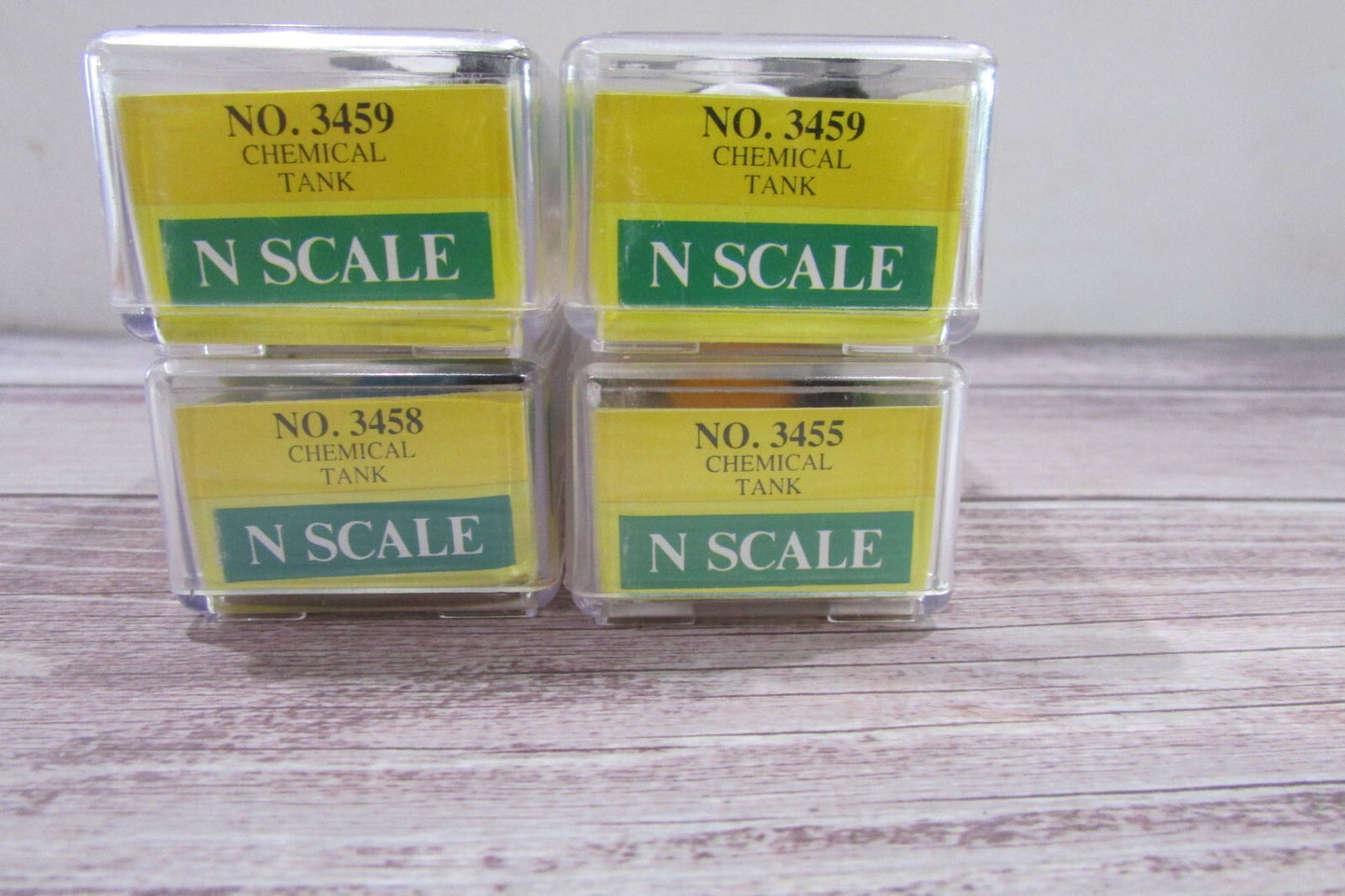 N Scale Model Power (4) Assorted Tank Cars   Lot#3074