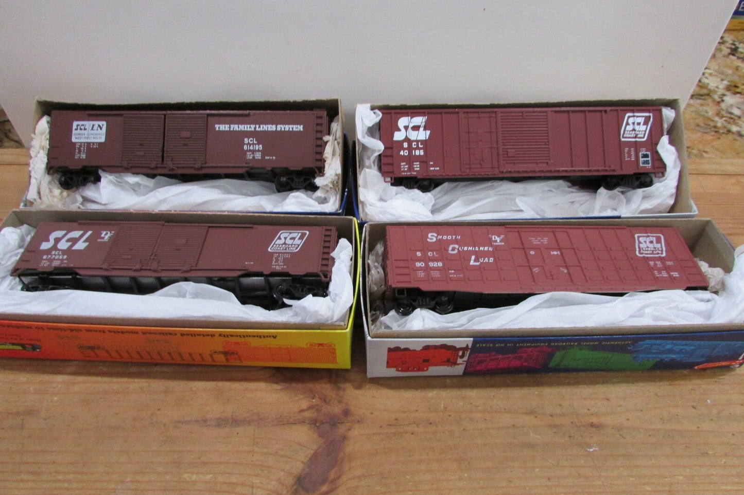 HO Scale Roundhouse (4) Assorted Freight Cars Seaboard Coast  Line  Lot#4144