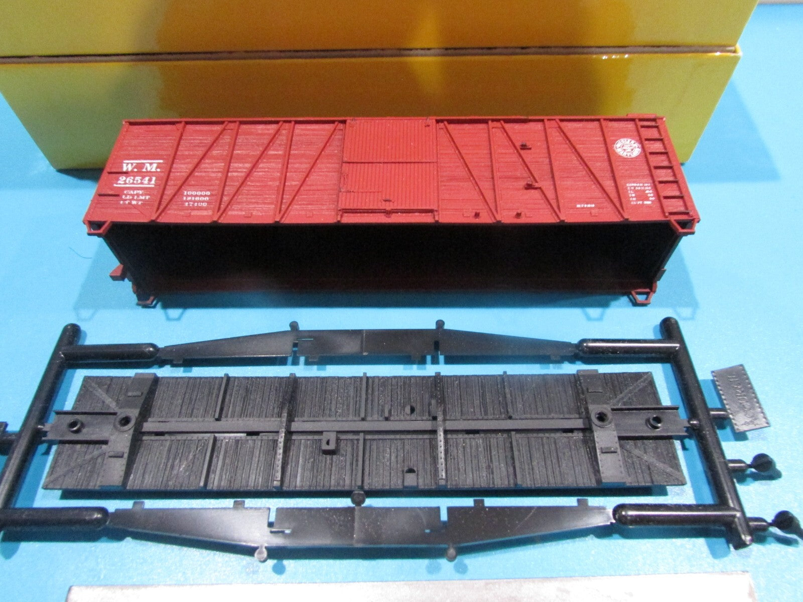 Ho Scale Accurail 4213 (3) 40' O.B Box Cars Steel Ends Western Meryland Lot#1293