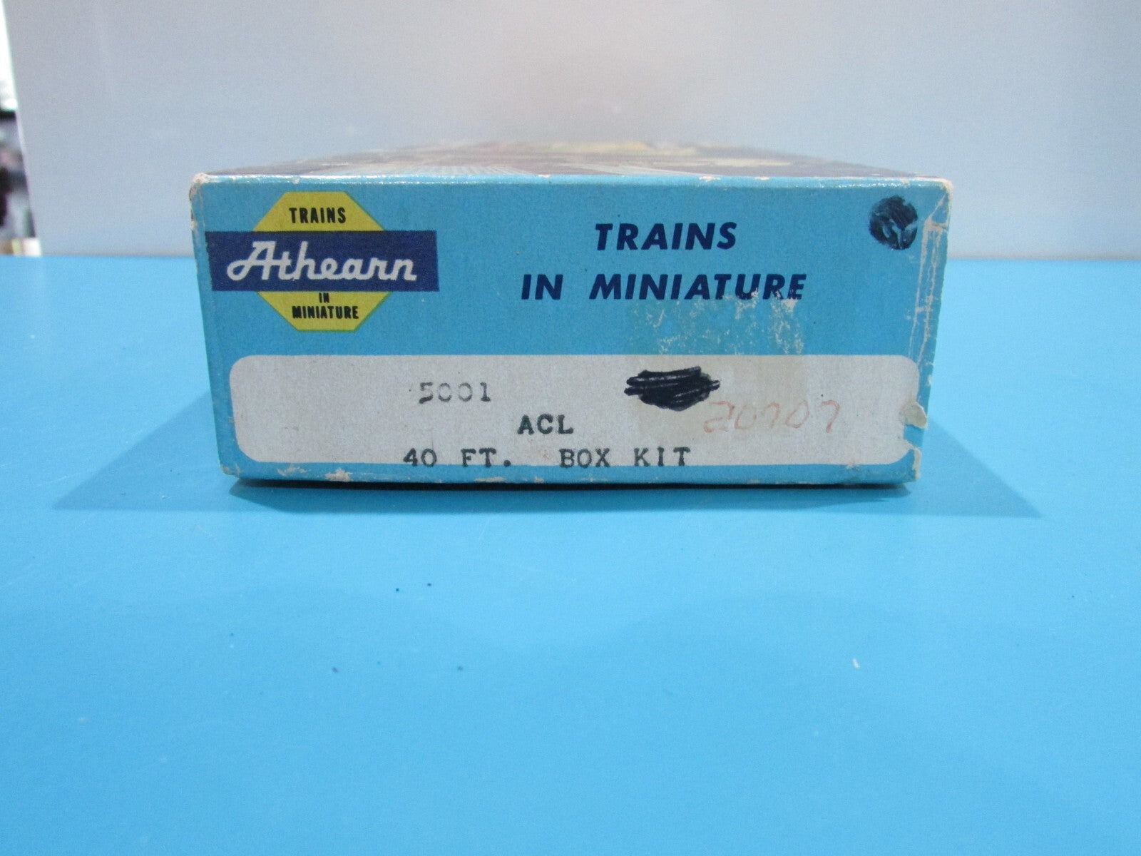 HO Scale Athearn 5001 40ft Boxcar Kit Atlantic Coast Line Kit