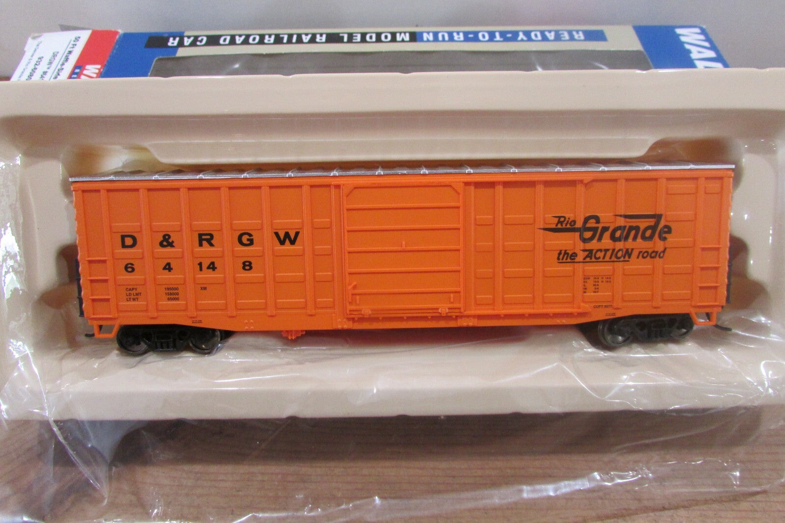 HO Scale Walthers 932-60808 50' Waffle-Side Box Car DRGW #64148 Wal4901