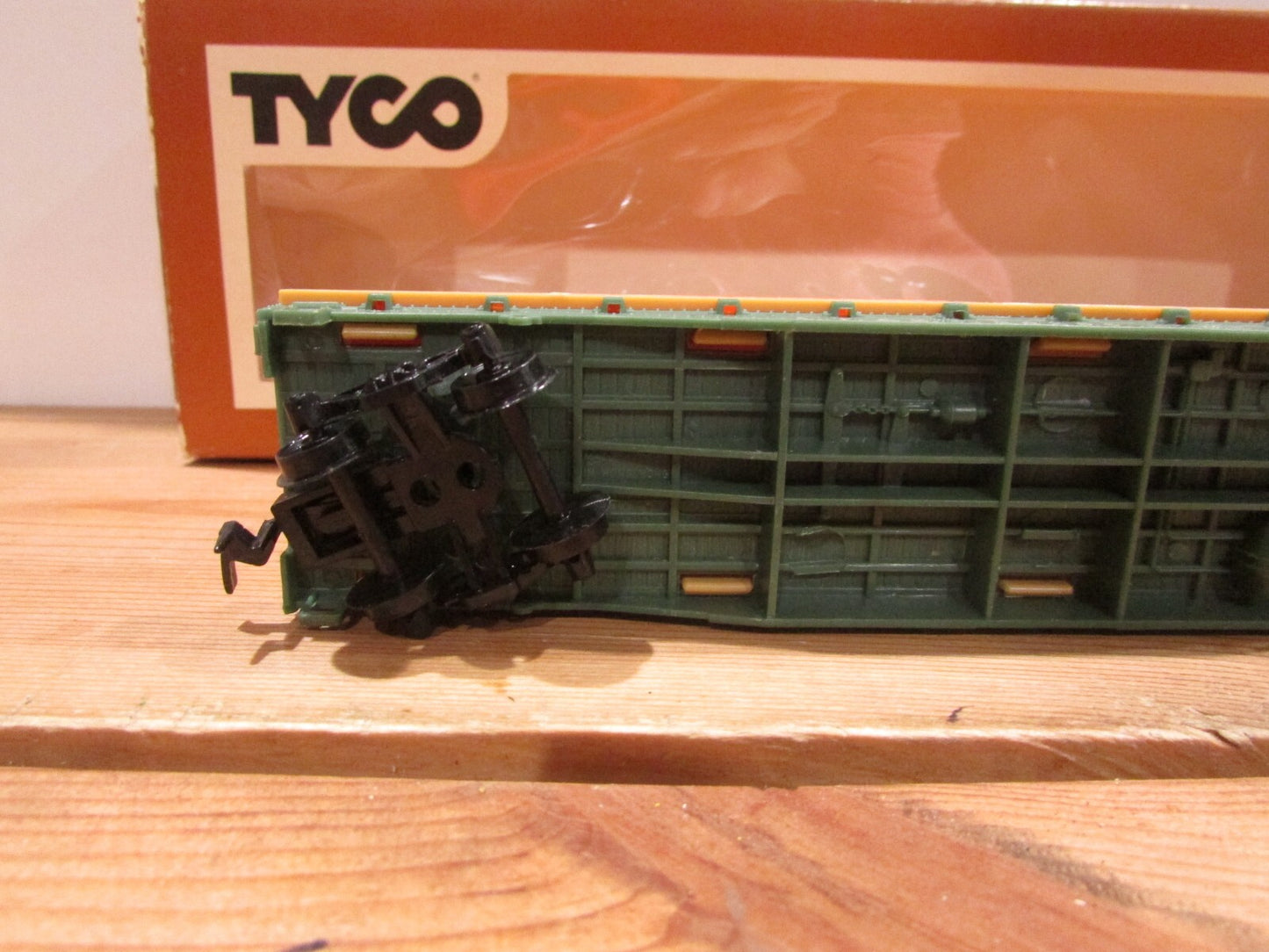 HO Scale Tyco Vintage Flat Car w/Piggyback Union Pacific  Lot#1336