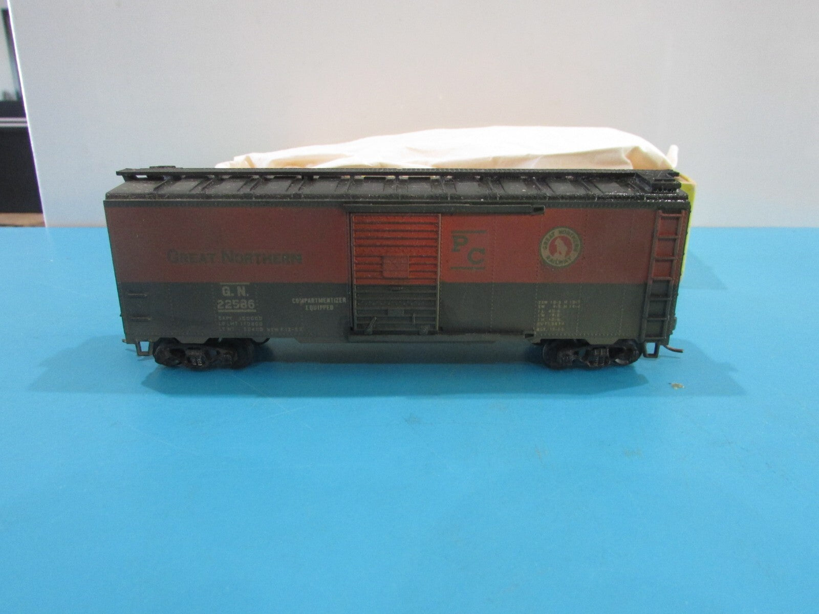 HO Scale Athearn Great Northern Box Car Lot#2426