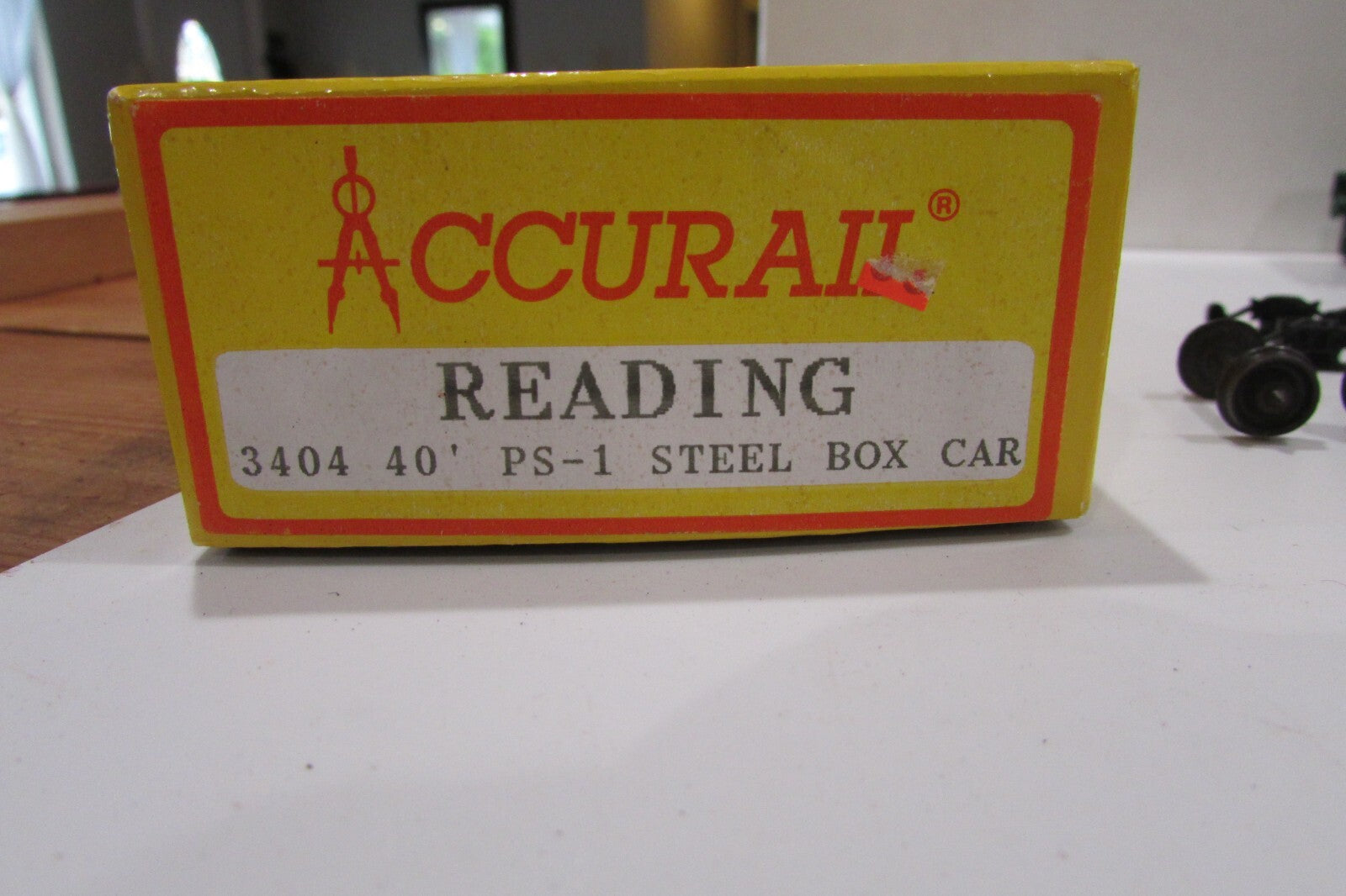 HO Scale Accurail 3404 40' PS-1 Steel Box Car Kit READING