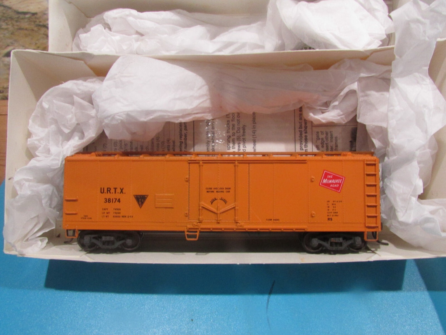 HO Scale Walthers (6 )Assorted Freight Cars Lot#2030