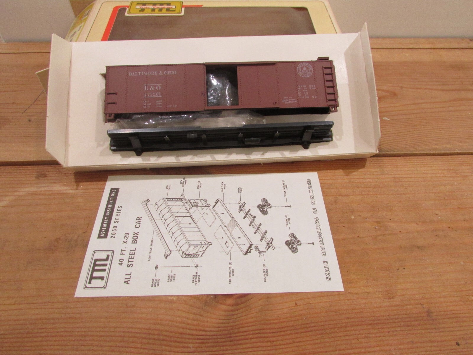 Ho Scale Train-Miniature (3) Assorted Freight Cars Lot#0752