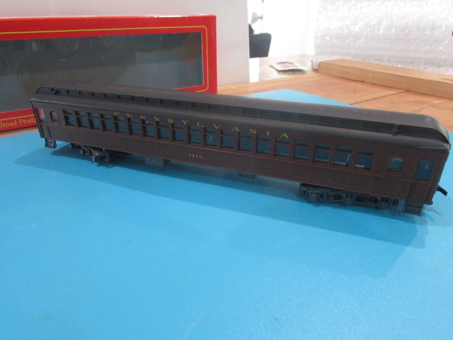 HO Scale IHC Coach Passenger Car Pennsylvania(Tuscan) Lot#2132