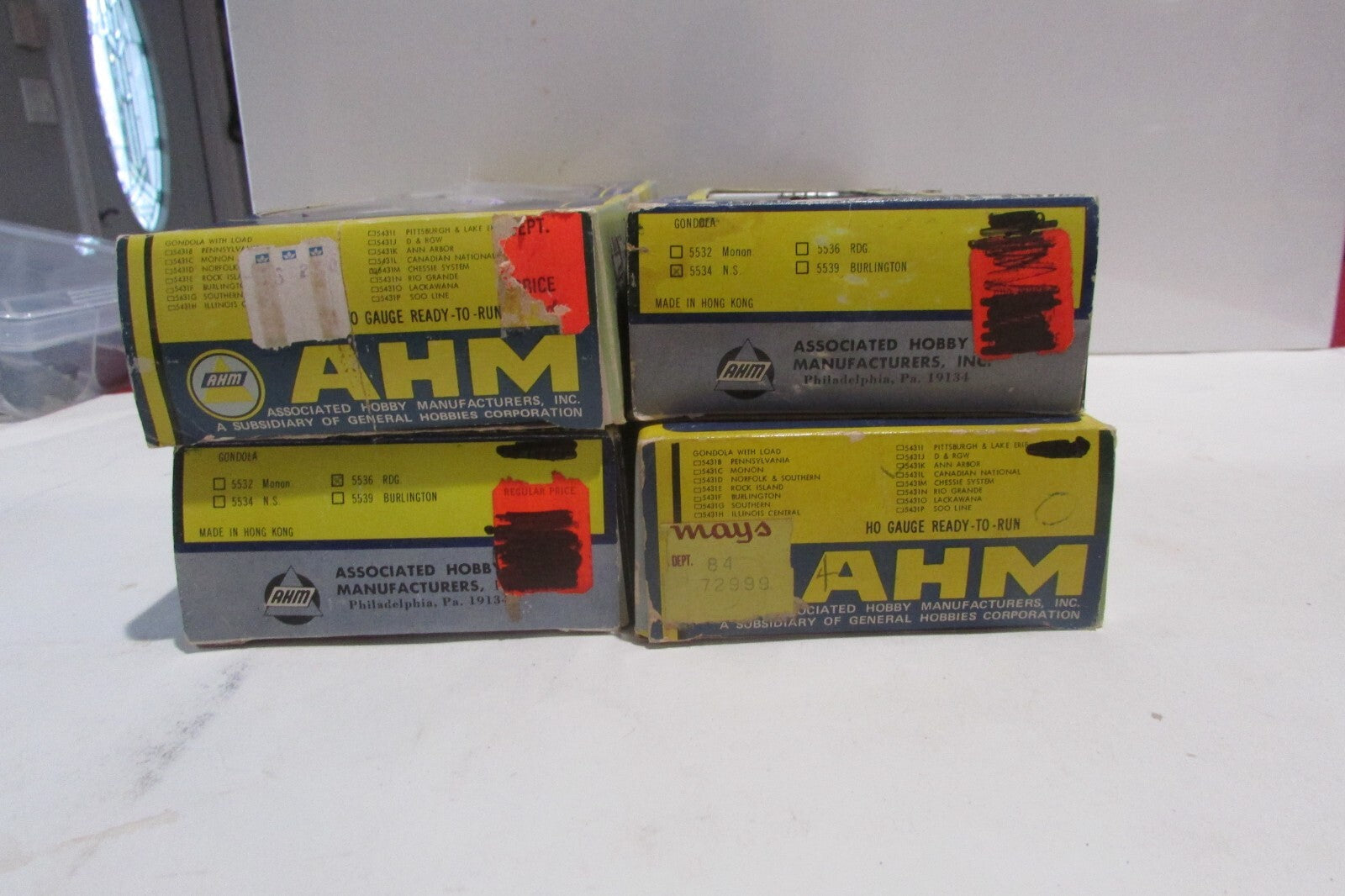 HO Scale Ahm (4) Assorted Gondolas Cars Lot#0414